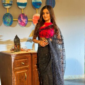 Rashmi Gupta Instagram - flaunting my serial wala look…
.
.
.
#serial #shooting #actor #rashmiguptaa09 #sareelook #sareelovers #photoshoot #goodmorning
