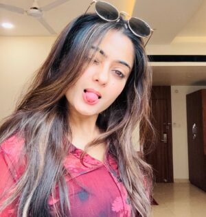 Rashmi Gupta Instagram - Fifty shades of Red🌹
.
.
.
#reddress #photoshoot #newpost #instapost #pose #funny #cute #happygirl #rashmiguptaa09 #actor #goodmorning