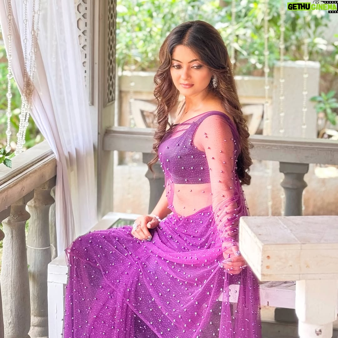 Rashmi Gupta - 19.8K Likes - Vibing with the song & my outfit 
.
.
#sareelove #indianwear #traditional #saree #rashmiguptaa09 #happy #beautiful #actor #tvshow #goodmorning