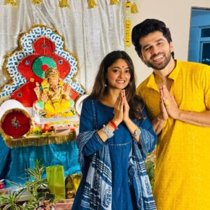 Rashmi Gupta Instagram - Ganpati bappa morya 🙏
Day-2 ke darshan
.
.
#ganpati #ganpatibappamorya #ganeshchaturthi #mangalmurtimorya🙏✨❤️😍😘 #rashmiguptaa09 #festival #bappa2025 #celebration #dhol