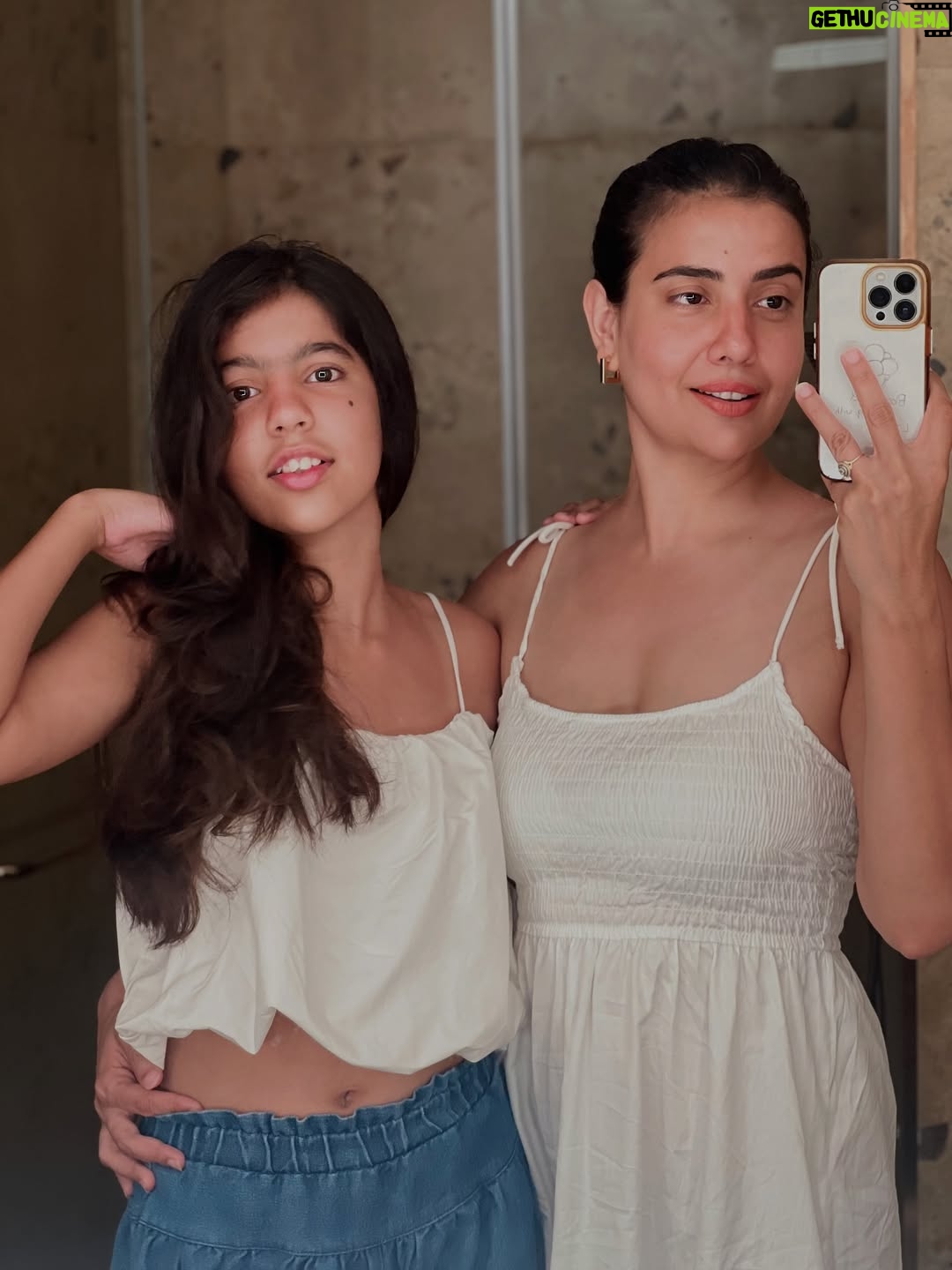 Rashmi Rai - 34.7K Likes - No filter no caption !! Just us !!

#fitmom #mom #goa #ttaveldiaries