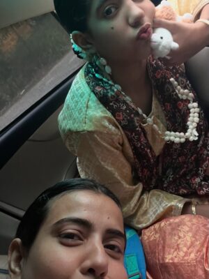 Rashmi Rai Instagram - I told her to post pics on her Instagram page so that we can store them as memory but I thought 💭 why not my page.
Has my page become so big that I can’t share my daughter’s pic or it’s too professional that a pic like this will destroy the grid.
How much i have changed in last few years of being on Instagram. Yes I have always been private about my life and family from the beginning but lado she grew up in front of you she has always thought of you all as her insta family so changing one thing at a time and becoming the same Rashmi I was at the begining one who wanted to bring in change for women, be herself as true as possible and growing not with out you all my fam.. 

Enjoy the latest show in her school! 
Happy Ganesh Chaturthi hehe… waise ye navraska song hai!!

#daughter #mom #fitmom