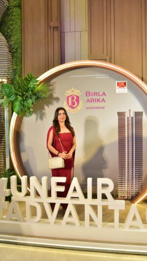 Rashmi Rai Instagram - The launch of Birla Arika in Gurugram was an experience to remember! 
Guru Randhawa lit up the stage with his incredible performance, while Aparshakti Khurana and Kubbra Sait kept the energy high as hosts. 
Beyond the glitz and celebration, I also picked up some valuable real estate insights that’ll help me make informed decisions in the future. 
A night of music, laughter, and takeaways that truly mattered! 

#BirlaEstates #BirlaArika #BirlaArikaLaunch #BirlaArikaGurugram