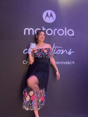 Rashmi Rai Instagram - An event as sleek as the phone⚡
The all-new Moto Razr x Swarovski drops on 11th September at 7 PM, only on Flipkart Live Commerce.

#TheUnfold #TechXFashion #MotorolaCollections #MotorolaXSwarovski #Flipkart #MotorolaIndia #AD