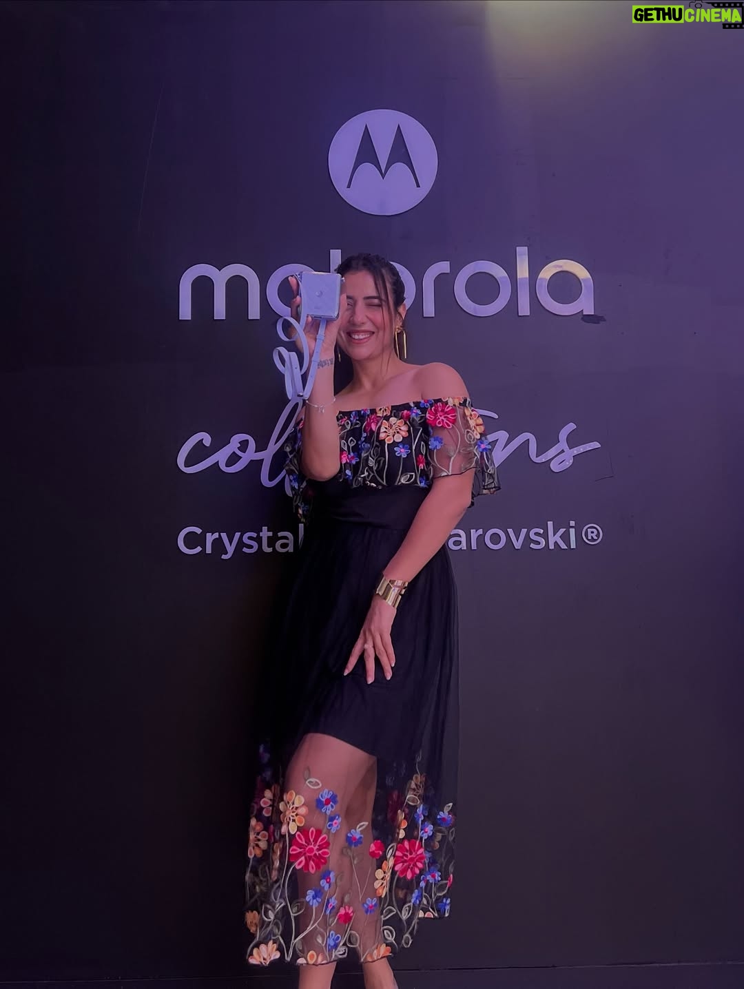Rashmi Rai - 14.6K Likes - An event as sleek as the phone⚡
The all-new Moto Razr x Swarovski drops on 11th September at 7 PM, only on Flipkart Live Commerce.

#TheUnfold #TechXFashion #MotorolaCollections #MotorolaXSwarovski #Flipkart #MotorolaIndia #AD