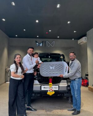 Rashmitha Poojary Instagram - Welcome to the family ❤️ (Thar Roxx ) ❤️
#couplegoals #vjpawankirashmi #vjpawansingh #rashmithapoojary #maanvishkiduniya #tharroxx #4x4 #mahindra #tharroxx4x4