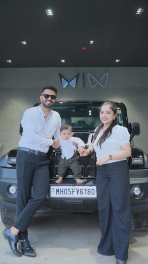 Rashmitha Poojary Instagram - New Car Thar Roxx Added In to Our Family ❤️🌎🧿
Thank you for your love and support ❤️❤️
#reel #vjpawansingh #vjpawankirashmi #rashmithapoojary #maanvishkiduniya #tharroxx #mahindra #mahindratharroxx #4x4 #tharroxx4x4