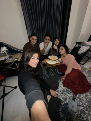 Raya Kohandi Instagram - Durian partyyyy 😝
Jangan lupa nonton Wanita Istimewa setiap hari pukul 21.35 wib di @sctv @sinemart_ph