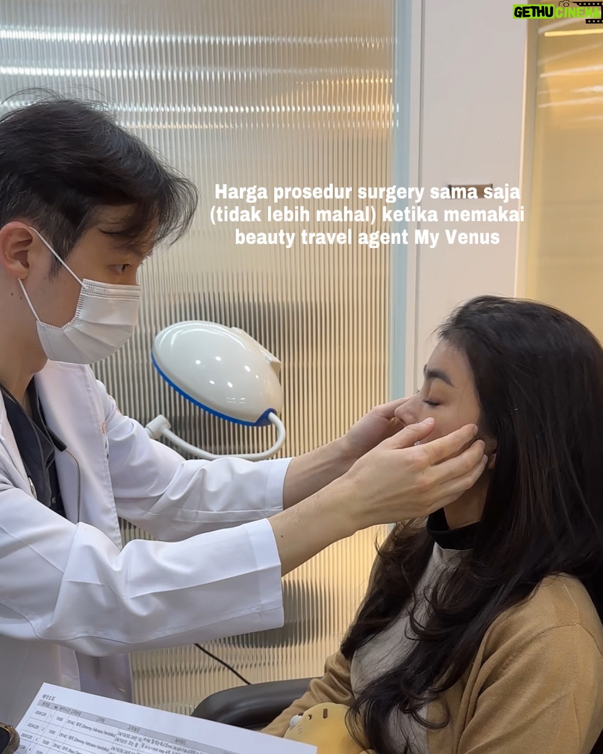 Raya Kohandi - 3 Likes - Kadang masih ada yang suka bingung My Venus itu apa, @myvenus.io adalah beauty travel agent yaaaa.. jadi @myvenus.io yang bantu aku mulai dari proses pendaftaran konsultasi , persiapan berangkat ke Korea, surgery & after surgery nya..

Pokoknya jadi ga ribet dehhh kalau pakai @myvenus.io , dan My Venus itu kerjasama dengan banyak Clinic di Korea lho.. ga cuma untuk plastic surgery aja, tp bisa untuk perawatan kulit lainnya juga 🫶🏻

Nah buat yang penasaran hasil-hasilnya kalian bisa liat instagram atau nonton youtubenya My Venus jugaa, tinggal klik link yang ada di bio @myvenus.io yaaa