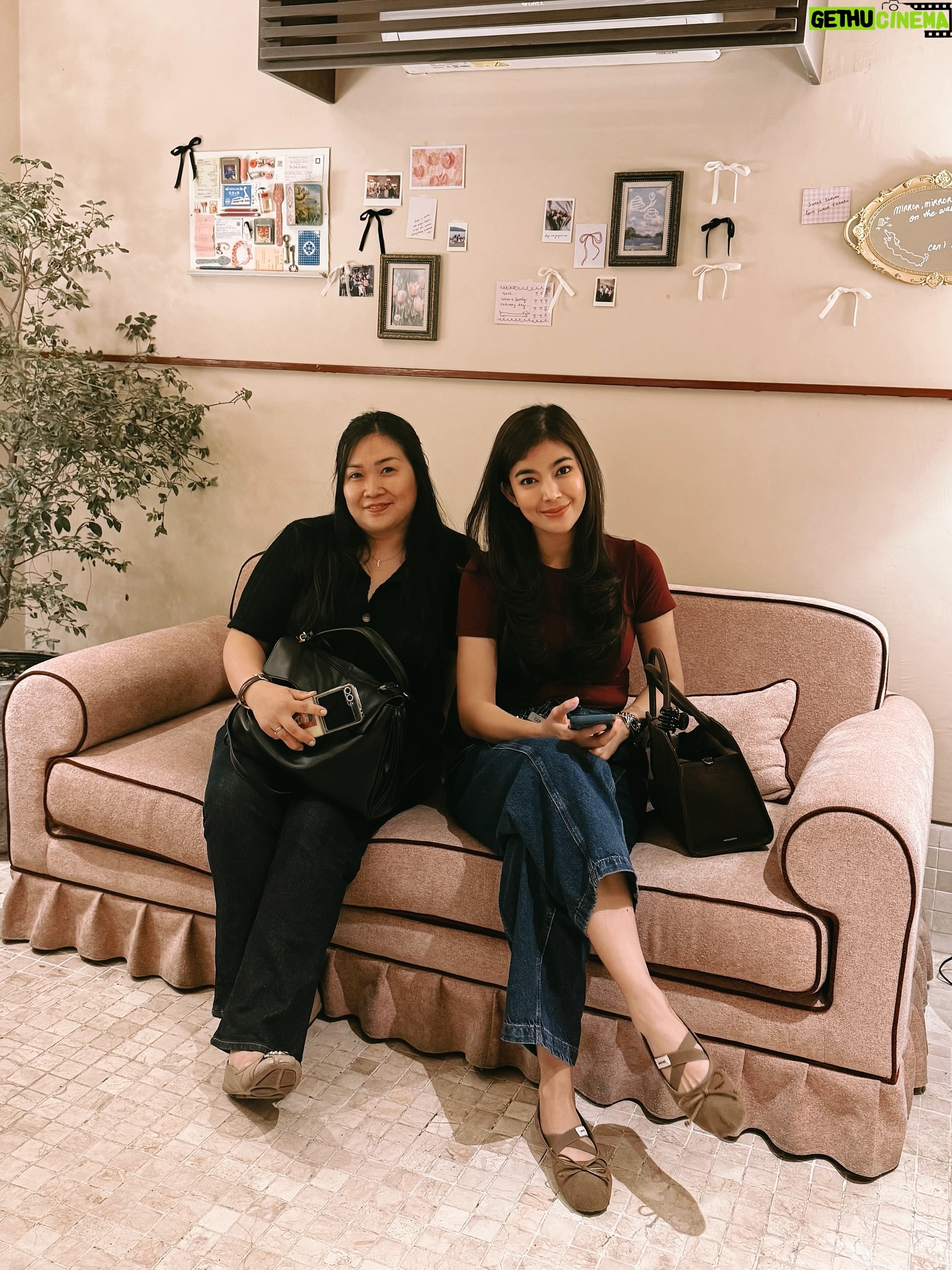 Raya Kohandi - 3 Likes - 🍰🍧🧁🍭
