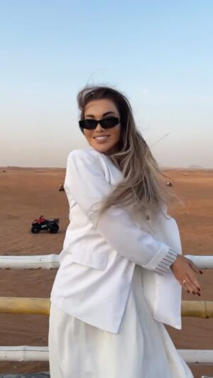 Rayhon Instagram - Instagramda trendlar tez tarqaladi-a? 

Bu trend ham juda tez mashhur bo’ldi 😅, O’xshabdimi ? Qo’ldan kelgancha harakat qildik ? Xolis bahoni siz azizlar berasiz 🤩