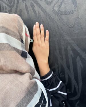 Razika Instagram - Mai kabe ki chadar ko hatho se pakad lungi 🕋♥️🥺
.
.
#its_razika #umrah #mecca #kaaba