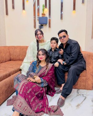 Razika Instagram - 🤍✨آپ کو بھی عید مبارک
.
.
#its_razika #eidmubarak #abaanakhtar