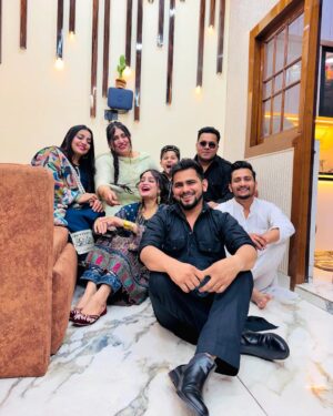 Razika Instagram - 🤍✨آپ کو بھی عید مبارک
.
.
#its_razika #eidmubarak #abaanakhtar