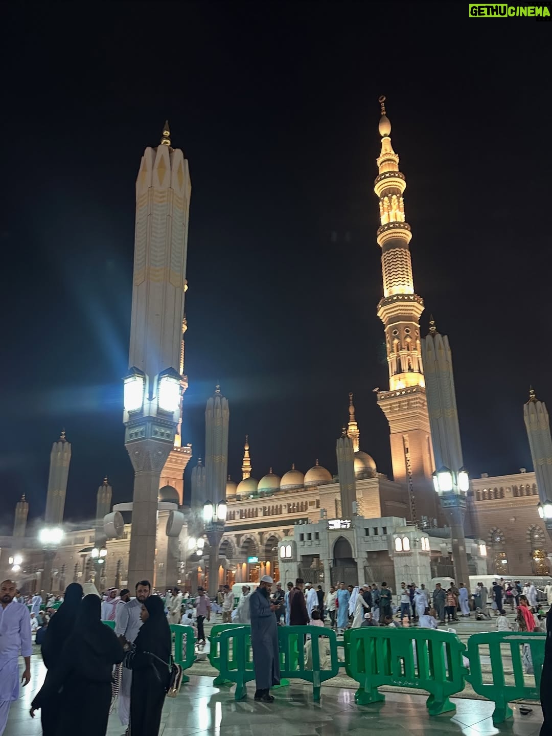 Razika - 331.4K Likes - No Hajj, no salah, no fasting, no du’a, no Eid, no sacrifice, and no guidance for this ummah - if it was not for your birth, Ya Rasulallah! 💚 #muhammadrasoolallahﷺ 🥺