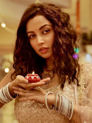 Reecha Sinha Instagram - ą¤ą¤ą¤ą„ठneeli nahi toh kya huaā¦ ą¤ą¤¾ą¤Øą„ ka feel le rahi hun š„°ā„ļø
#diwali #diwali2025 #diwalilookā¤ļø #diwalivibes