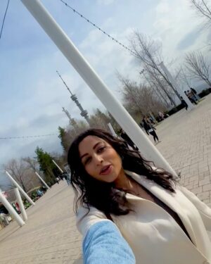 Reecha Sinha Instagram - Day 1 in Almaty was like a dream!
Morning ki shuruaat hui Shymbulak Ski Resort se ā snow-covered mountains, gondola rides and views jo literally postcard jaise lag rahe the! Winters mein skiing, summers mein hiking ā yeh place har season mein stunning hai.
Then we headed to Kok Tobe ā panoramic city view, aur variety of attractions and entertainment! We found this quirky art spot where everything was sticking ulta! What a creative idea!
Itās a hilltop amusement zone with killer views of the entire city.
Big shoutout to Panda Travel @pandatravel_kz for planning everything! itna smooth ā comfy private travel, friendly guide, aur sabse important ā humein local food spots bhi explore karwaye!
Trip bas start hua hai, wait for more!
#travel #travelgram #vacation #explore #shymbulak #koktobe #almaty #pandatravel #kazakhstantravel #visitkazakhstan #localcuisine #travelreels #instareels #indiansabroad #indianwanderer #explorepageāØ