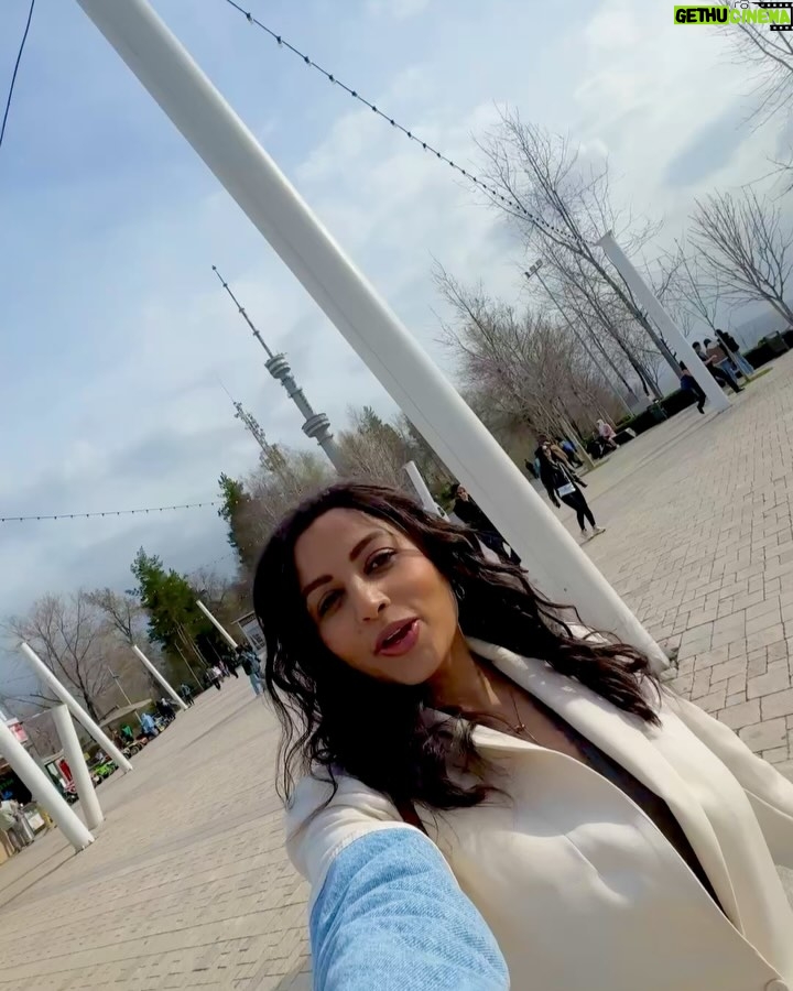 Reecha Sinha - 11.5K Likes - Day 1 in Almaty was like a dream!
Morning ki shuruaat hui Shymbulak Ski Resort se – snow-covered mountains, gondola rides and views jo literally postcard jaise lag rahe the! Winters mein skiing, summers mein hiking – yeh place har season mein stunning hai.
Then we headed to Kok Tobe – panoramic city view, aur variety of attractions and entertainment!  We found this quirky art spot where everything was sticking ulta! What a creative idea!
It’s a hilltop amusement zone with killer views of the entire city.

Big shoutout to Panda Travel @pandatravel_kz for planning everything! itna smooth – comfy private travel, friendly guide, aur sabse important – humein local food spots bhi explore karwaye!
Trip bas start hua hai, wait for more! 

#travel #travelgram #vacation #explore #shymbulak #koktobe #almaty #pandatravel #kazakhstantravel #visitkazakhstan #localcuisine #travelreels #instareels #indiansabroad #indianwanderer #explorepage✨