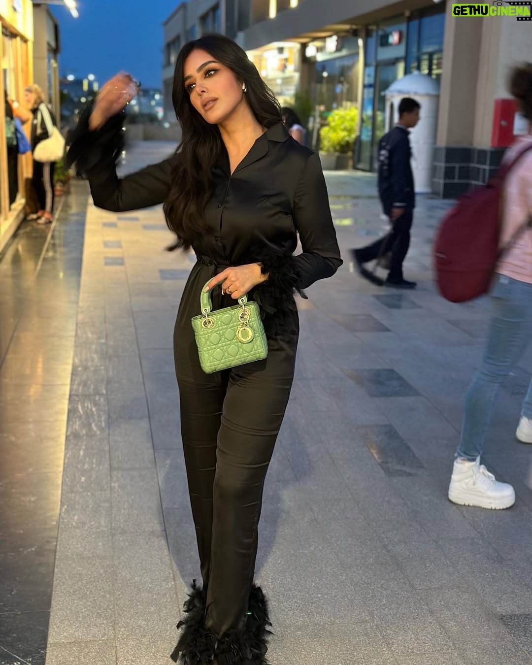 Reem Alnajem - 1.2K Likes - 
