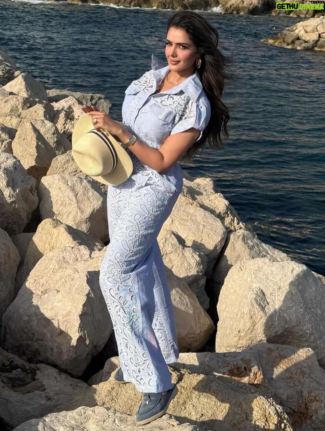 Reem Alnajem - 744 Likes - هذي مشترياتي من
@shein_ar
مشترياتي من براند ANWESTA 
وبراند MOTF 
كثير حبيت الخامه والديزاينات اللي عندهم دخلو على شي ان واستعملوا كود الخصم ( 5RM )

#SHEINtrends
#MOTF
#ANEWSTA
#DAZY
#SHEINtrends