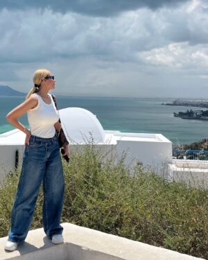 Reem El Baroudy Instagram - Heaven on earth 🌎 

#freelikeabird 🕊️ #positiveenergy  #loveintheair 

Zero Edit no filter needed 🤚🏻
 
 🤍🇹🇳🤍