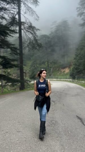 Reena Khan Instagram - 🔥.. @official___reenakhan__987