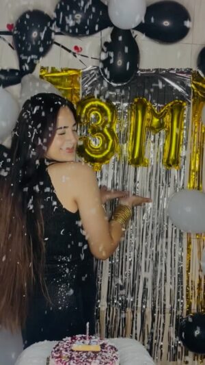 Reena Khan Instagram - Sparkle, cake, and 3M wins cheers to the journey thank you insta family ❤️✨🎊… @official___reenakhan__987
#reels #viral #trendingreels #reenakhan987 #reelitfeelit #explorepage #instagram #explore #instagood #3m #clebrations🎊