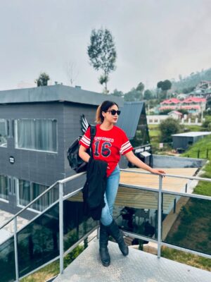 Reena Khan Instagram - When you realise, Takleef batane me bhi "takleef hoti hai…🥀