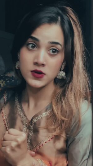 Reena Khan Instagram -