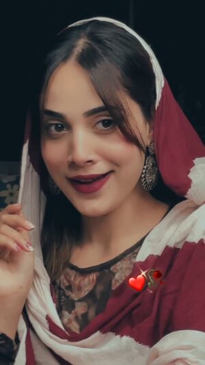 Reena Khan Instagram -