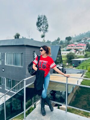 Reena Khan Instagram - When you realise, Takleef batane me bhi "takleef hoti hai…🥀
