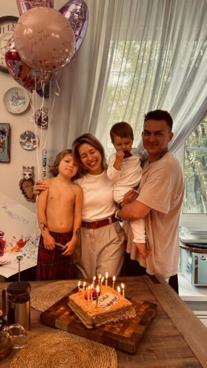 Regina Todorenko Instagram - 34 🥳, приветствую)👋
Всем крепкой любви, мира. добра ❤️🙏🏻
Ваша РП😘