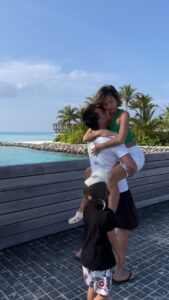 Actress Regina Todorenko HD Photos and Wallpapers March 2025