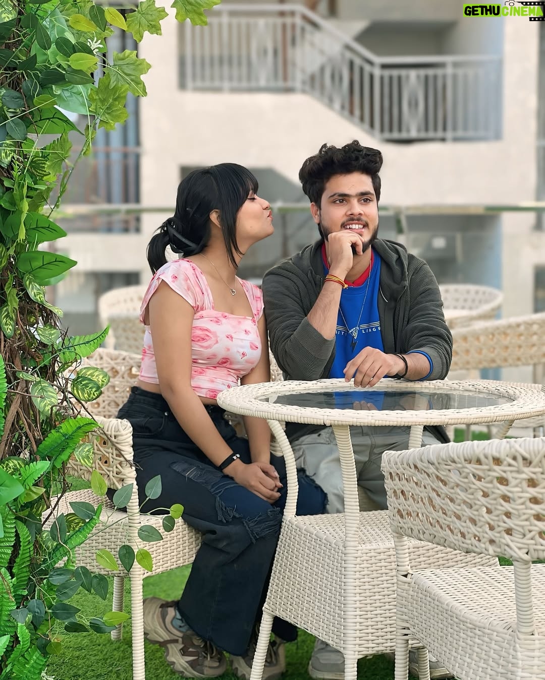 Rekha Khatri - 90K Likes - Tera chehra 🩷🌸 @prashantpy0_9