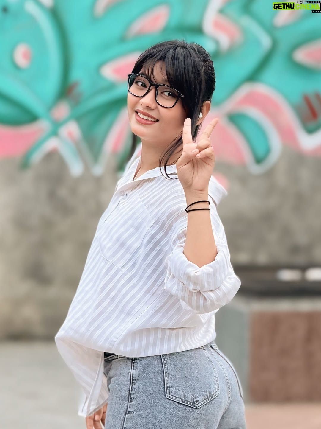 Rekha Khatri - 205.3K Likes - 🤍🐻‍❄️