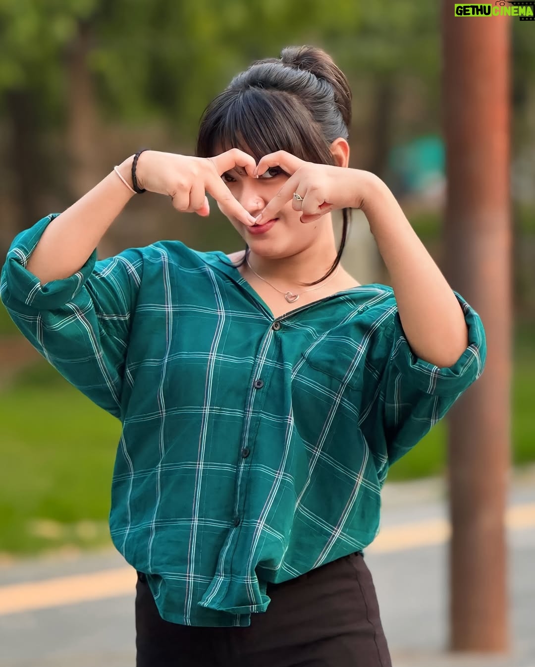 Rekha Khatri - 139.2K Likes - 💓