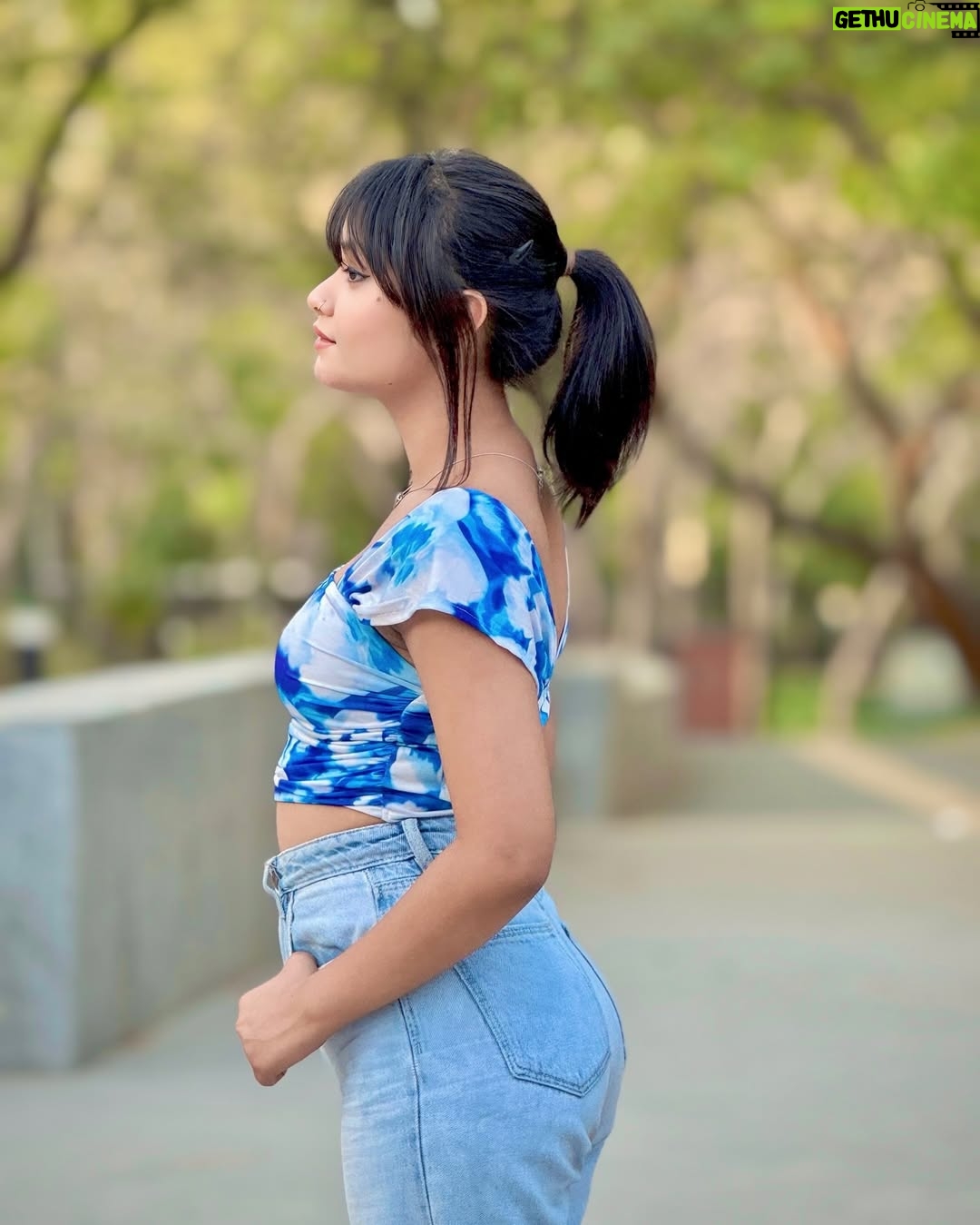Rekha Khatri - 288.6K Likes - 💙