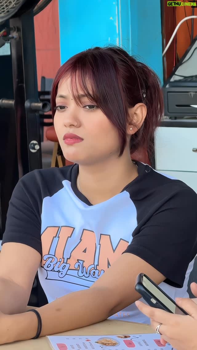 Rekha Khatri - 409.5K Likes - memories hamehsa sath re jati hai🥺❤️‍🩹