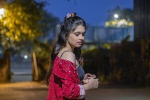 Reshma Thakur Instagram - Happiness depends on your mindset and attitude.🖤💋