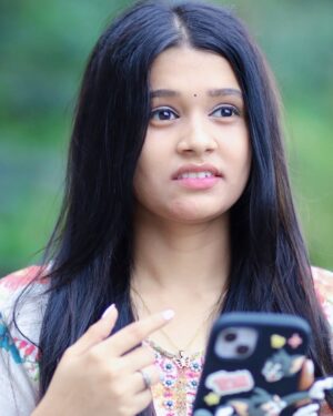 Reshma Thakur Instagram - Finding beauty in my own reflection, every single day 🪞🤍