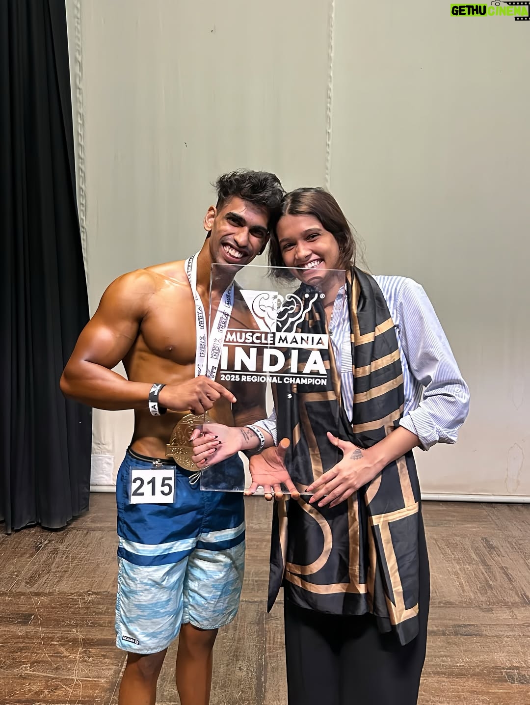 Reshma Thakur - 44.2K Likes - My champion 🤍🥹🌏

I did not sleep the whole night thinking that tomorrow I will see him win 🫠I kept praying the whole day that he gets a trophy and a gold medal🫶🏻 I can knock at anyone’s door to see him win even if it is God’s 🫂I am very happy that I will never forget  this win I will always be by your side no matter how much the world knows you You are a diamond You are that light which brings light in my life🕊️ I will always want that you move ahead and I remain standing with you like I am today I’m so lucky that I have you❤️ 

Tere sare gam mere meri sari khushiya teri 🫂🫠 @jxllad__86  way of life🌏

#habibi
