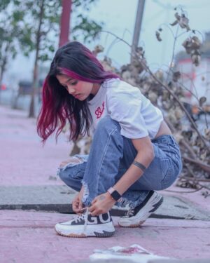 Reshma Thakur Instagram - Stay low-key, 
disconnect, 
disappear, 
and glow up. 😌🩶