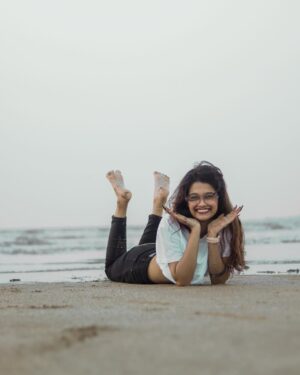 Reshma Thakur Instagram - "If there’s heaven for me, I’m sure it has a beach attached to it."🌊🌥️🤍
