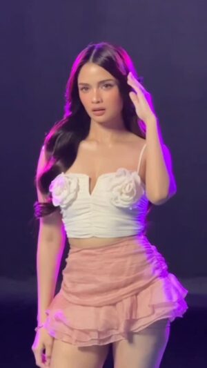 Rhen Escano Instagram - Your Honey Bee Ryder 🐝 
#AngMutyaNgSectionE Season 2