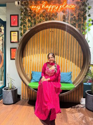 Rhythempreet Kaur Instagram - Rakshabandhan Special Outfit 💕 @iamrhythem @realrhythem
Dress from : @zeyaandzari
.
.
.
.
.
#rakshabandhanspecial #grwm #outfitoftheday #traditional #ethnic #patiala #dress