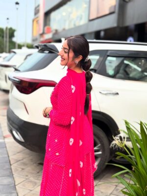 Rhythempreet Kaur Instagram - Rakshabandhan Special Outfit 💕 @iamrhythem @realrhythem
Dress from : @zeyaandzari
.
.
.
.
.
#rakshabandhanspecial #grwm #outfitoftheday #traditional #ethnic #patiala #dress