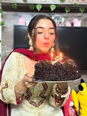 Rhythempreet Kaur Instagram - Grateful for all the love, wishes & blessings on my special day 🥰✨
❤️binna roye toh birthday complete hi nhi hota😂 woh bhi jisne kiya uska bhi thank u @iamrhythem @realrhythem