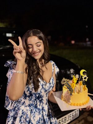 Rhythempreet Kaur Instagram - Grateful for all the love, wishes & blessings on my special day 🥰✨
❤️binna roye toh birthday complete hi nhi hota😂 woh bhi jisne kiya uska bhi thank u @iamrhythem @realrhythem