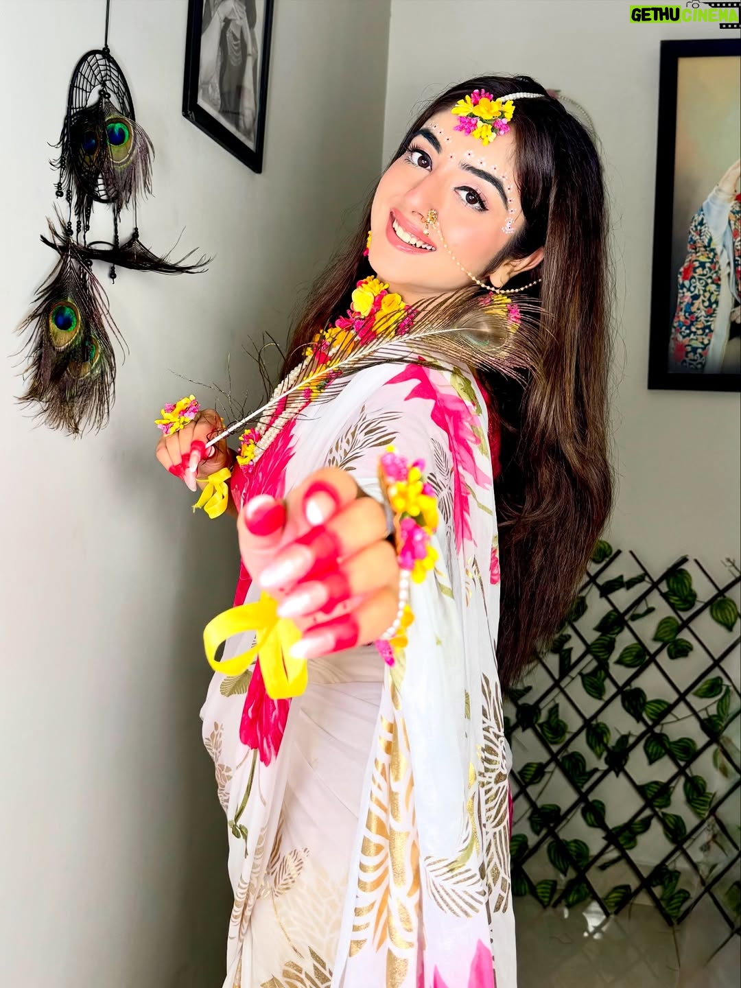 Rhythempreet Kaur - 11.9K Likes - (राधे राधे) 🪈🦚✨जन्माष्टमी की आप सभी को ढेर सारी हार्दिक शुभकामनाएँ  @iamrhythem ❤️ 
Makeup by : @iamrhythem 
.
.
.

#janamashtami #krishna #radhekrishnavrindavan #radhekrishnaworld #radheradhe #krishan #kanhaiya #jaishreekrishna