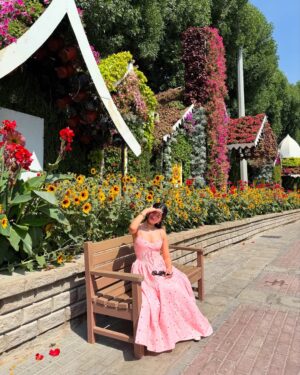Ria Amin Instagram - Who needs ghibli filter when your pictures already look like this ? ☁️🌻🎐

Dress @leaclothingco